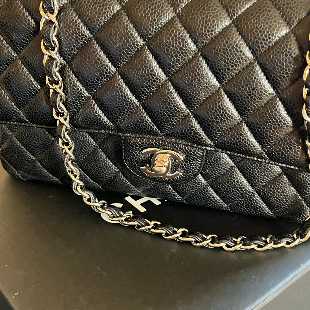 Chanel Classic Double Flap in Medium Caviar Leather 11 Series FULL SET PRISTINE - Picture 5 of 16